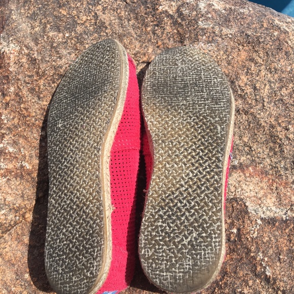 Toms Classic Mesh Slip one.   ❤️FINAL PRICE❤️ - Picture 4 of 7